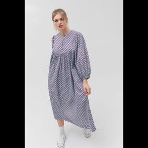 Urban Outfitters Kimchi Blue Rory Oversized Midi Dress XS Small